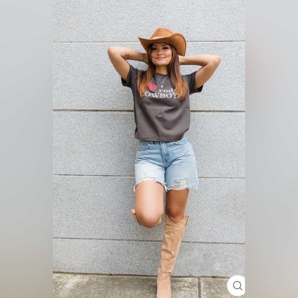 Pretty Garbage Rodeo Cowboys Graphic Tee 🤠❤️